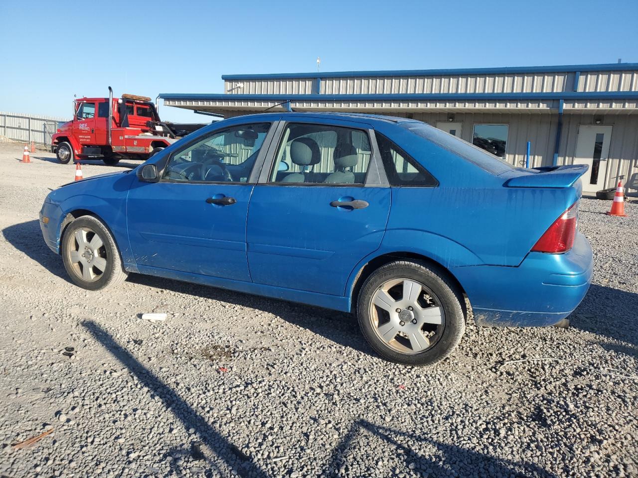 2007 Ford Focus Zx4 - Image 2