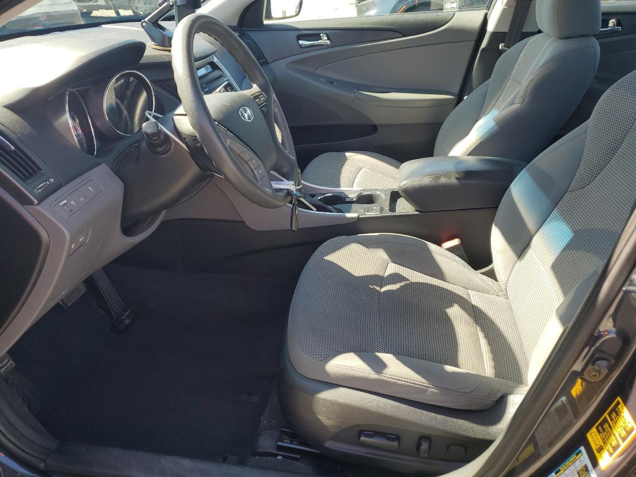 2014 Hyundai Sonata Gls - Image 7