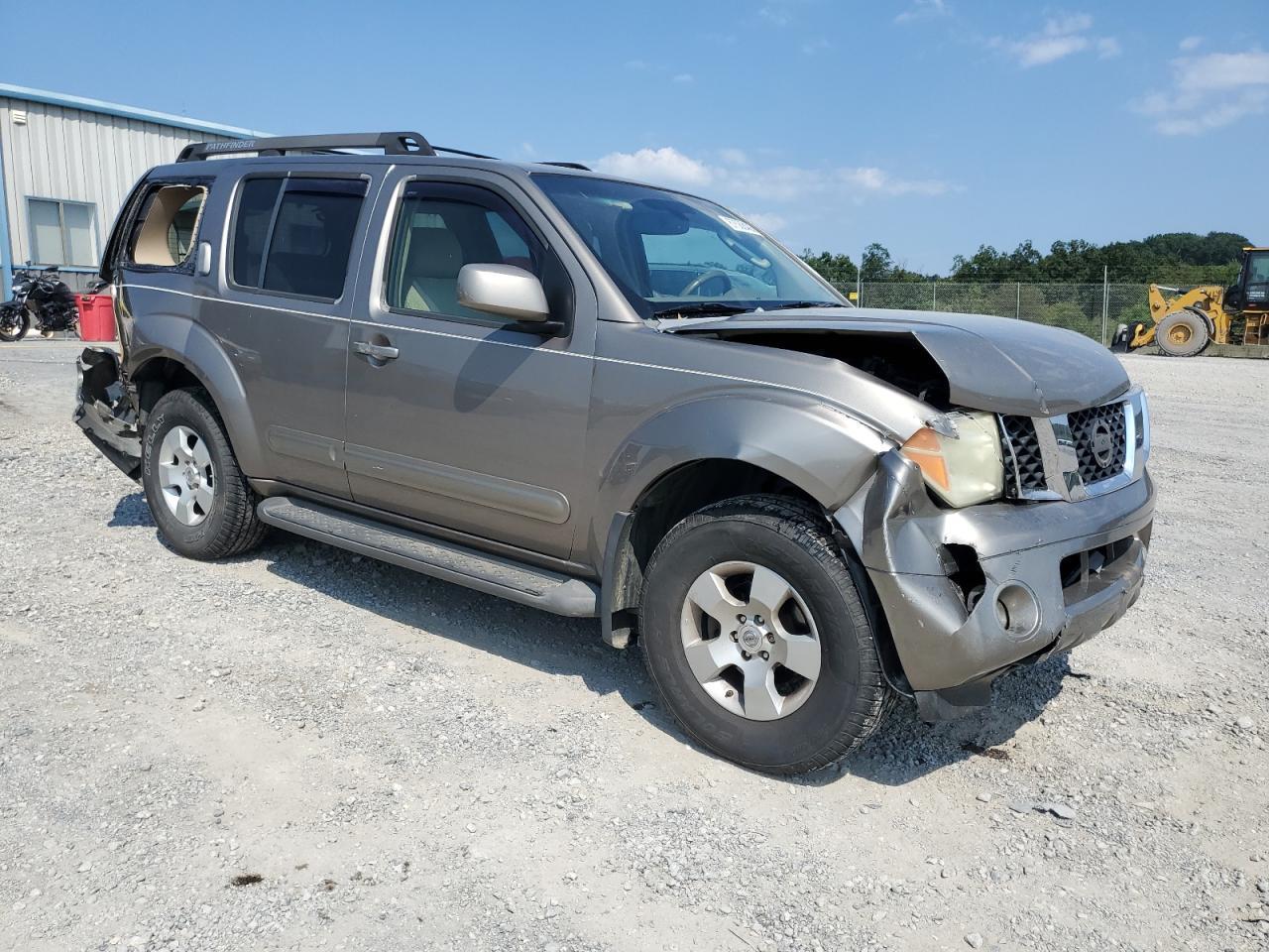 2006 Nissan Pathfinder Le - Image 4