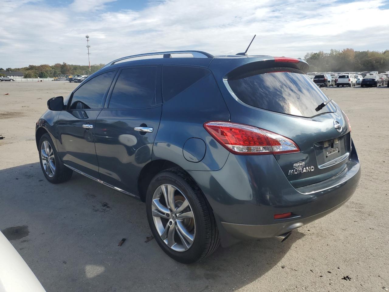 2011 Nissan Murano S - Фото 2