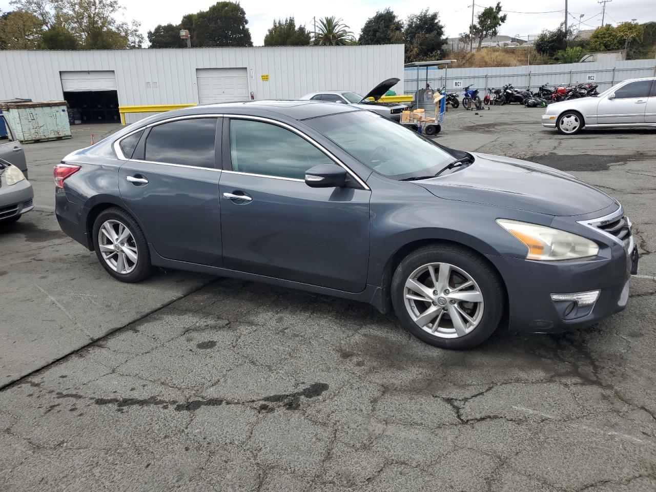 2013 Nissan Altima 2.5 - Фото 4