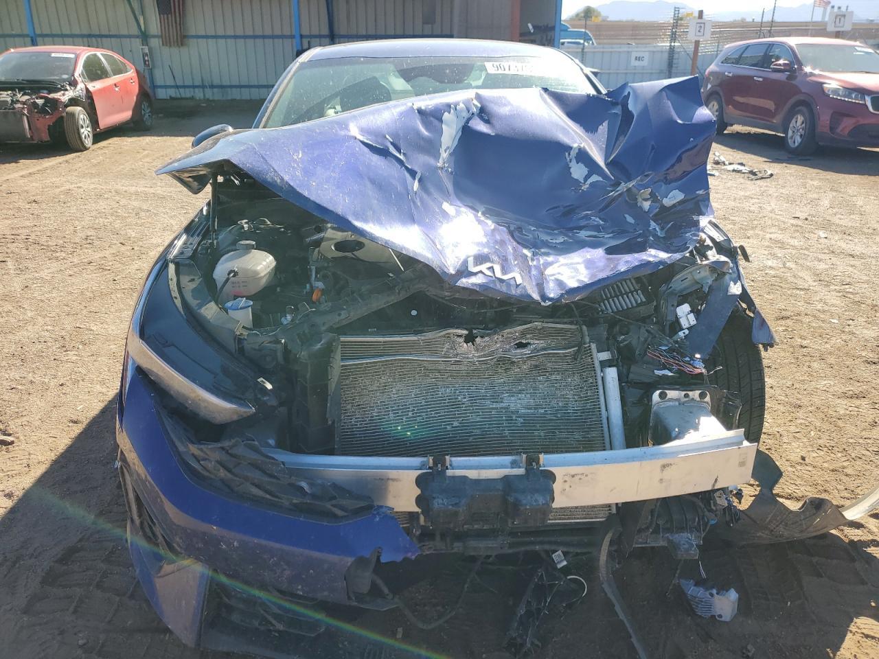 2025 Kia K5 Gt Line - Image 5