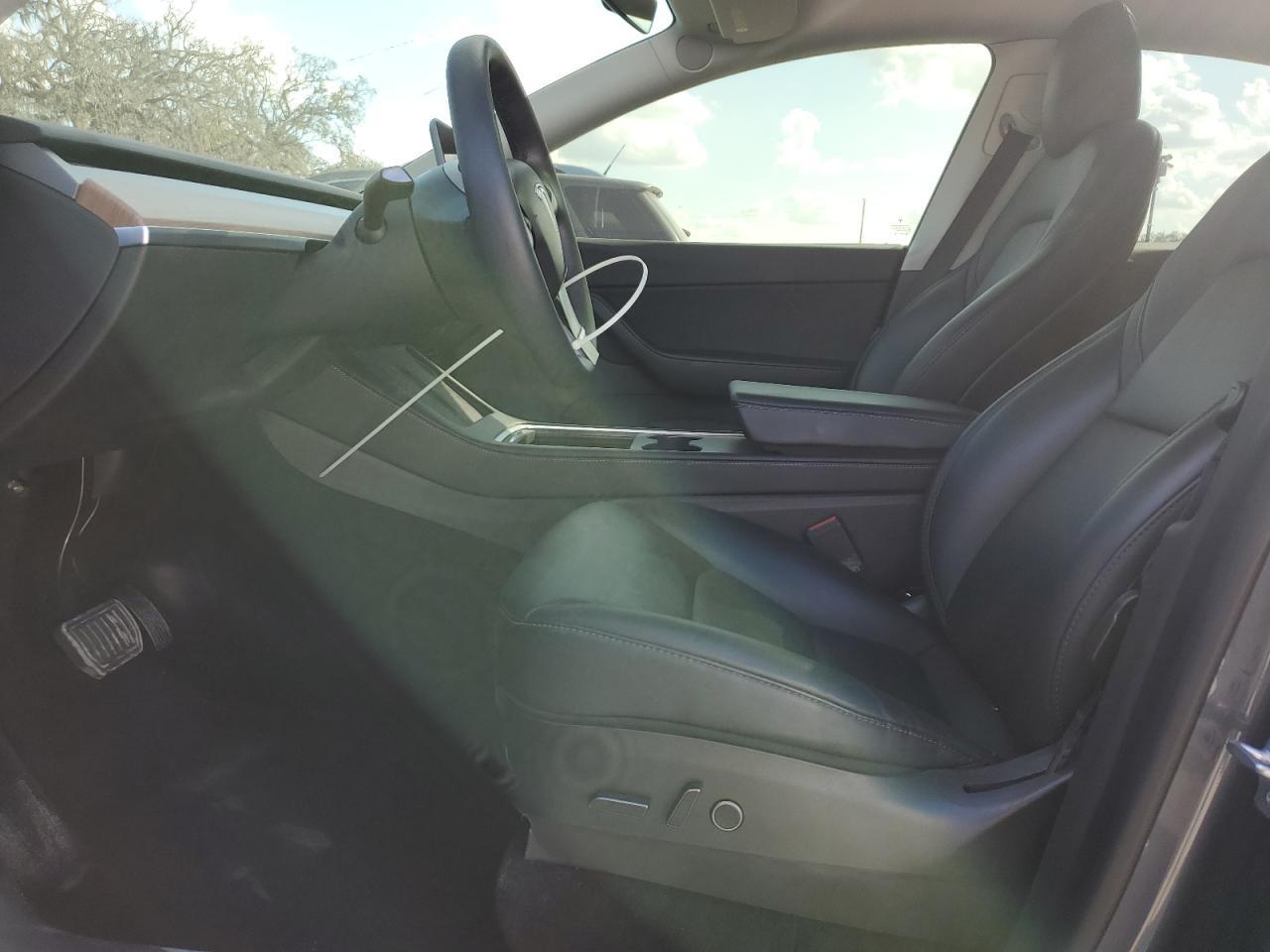 2022 Tesla Model Y - Фото 7