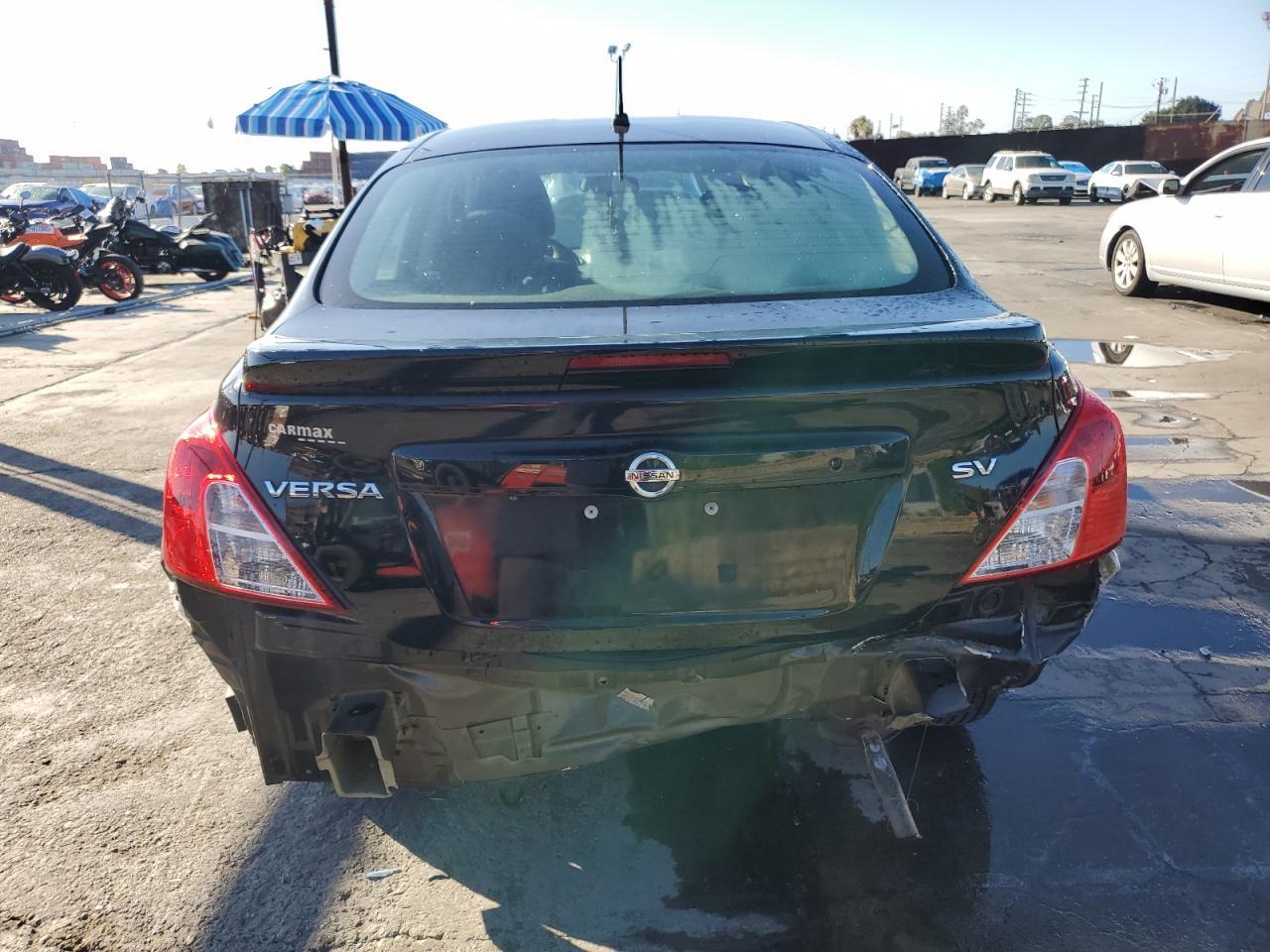 2019 Nissan Versa S - Фото 6