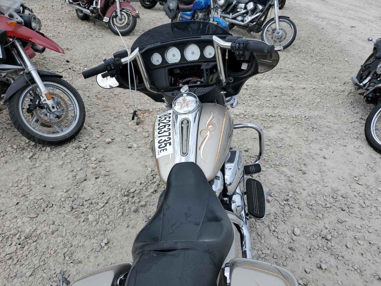 2018 Harley-Davidson Flhx Street Glide - Image 6