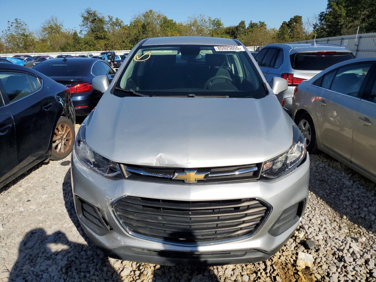 2019 Chevrolet Trax Ls - Image 5