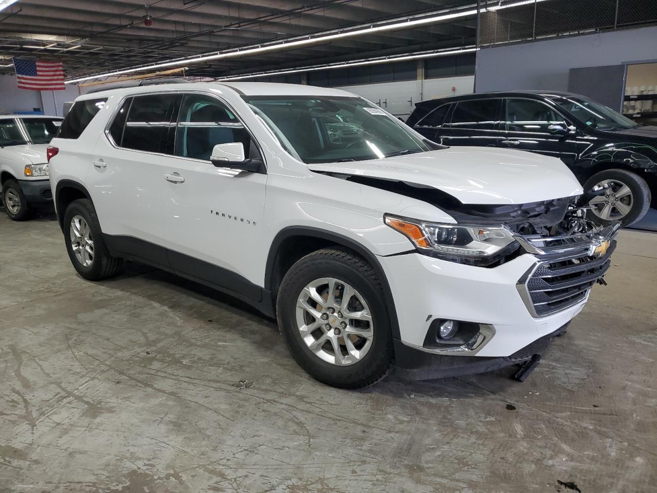 2021 Chevrolet Traverse Lt - Фото 4