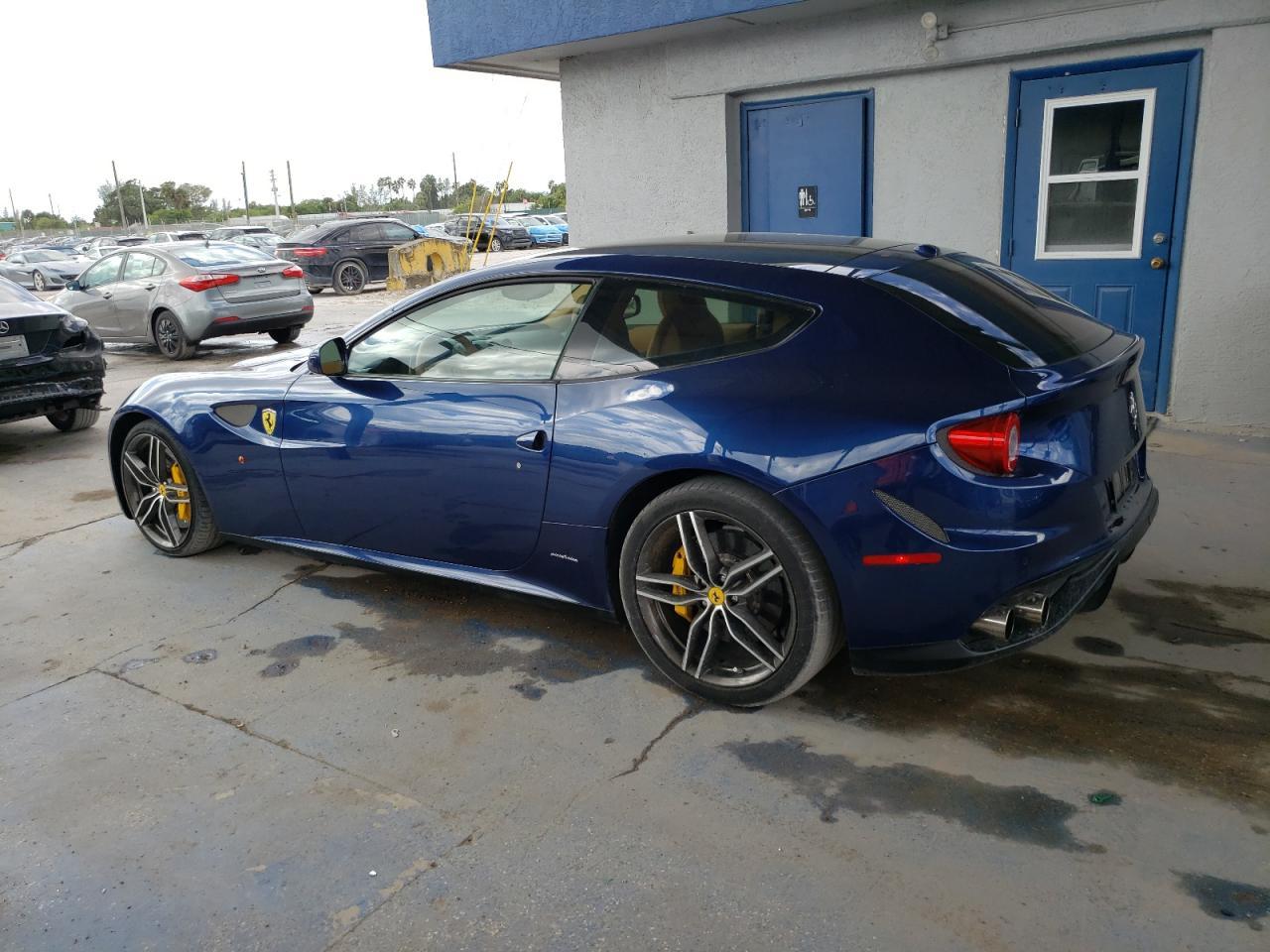 2015 Ferrari Ff - Image 2