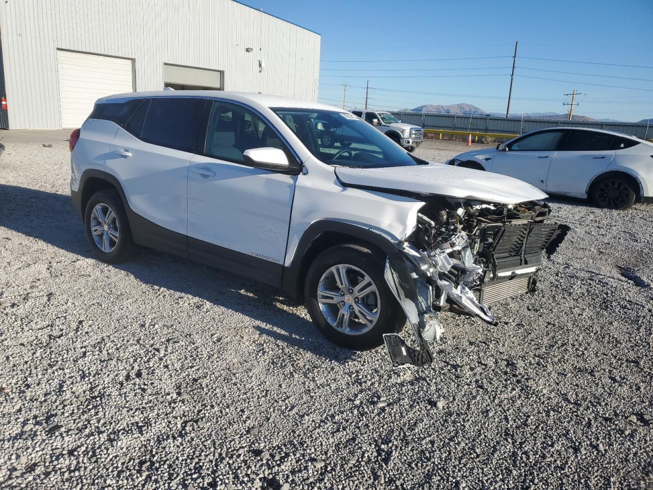 2024 GMC Terrain Sle - Image 4