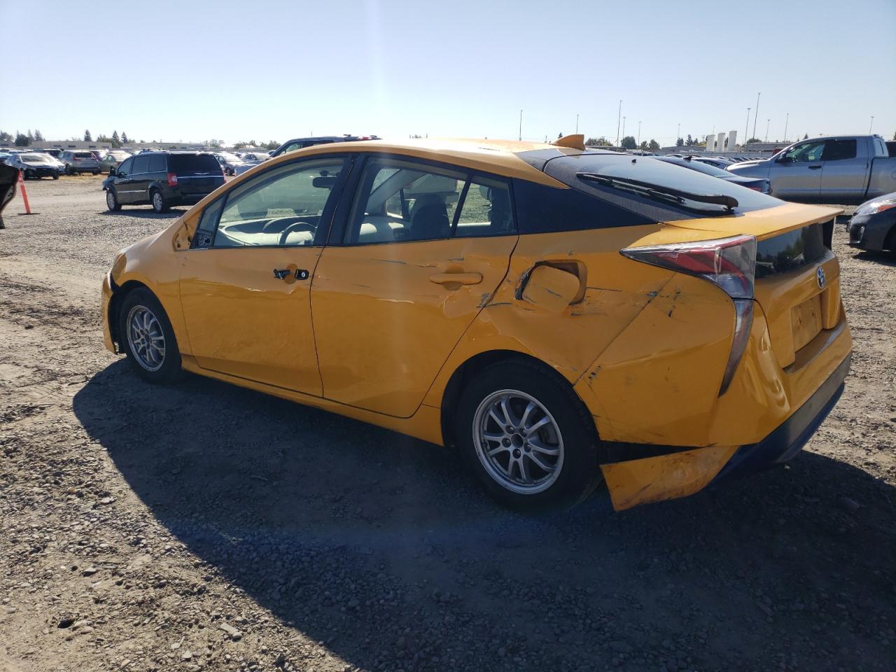 2016 Toyota Prius - Фото 2
