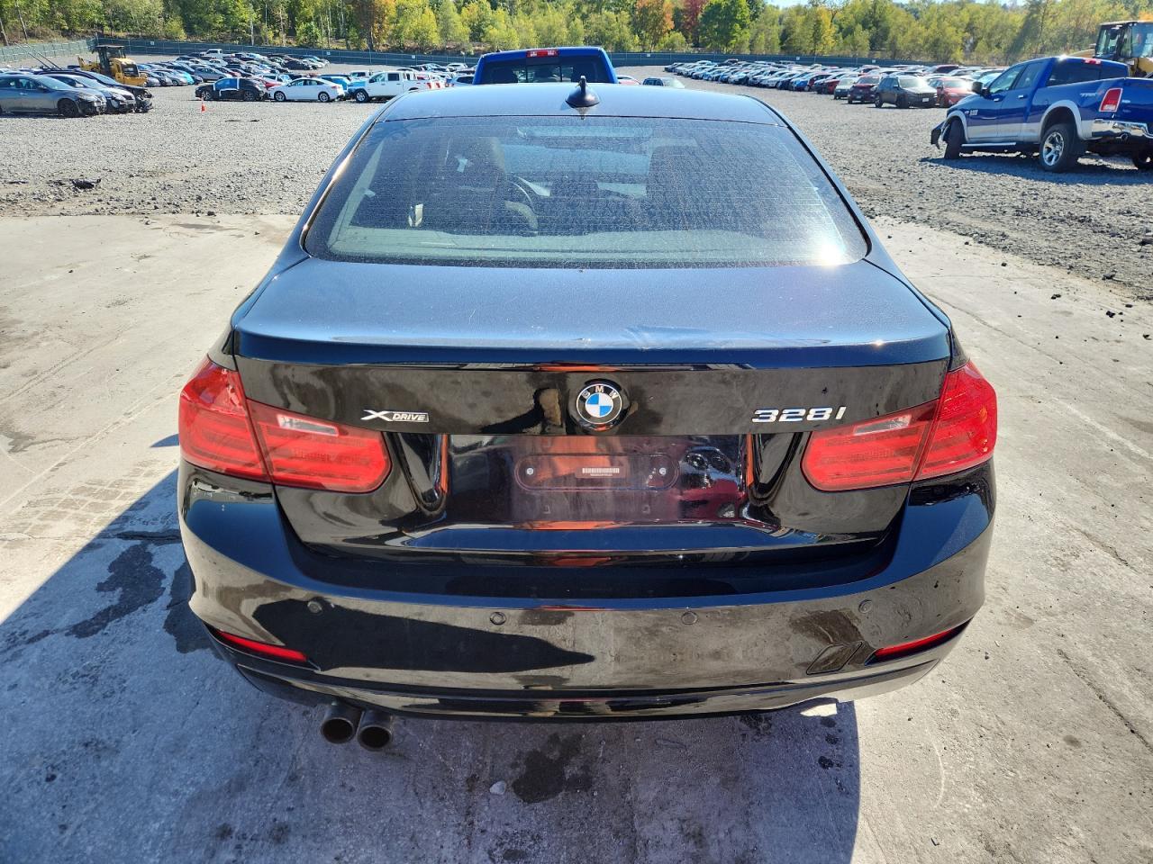 2015 BMW 328 Xi Sulev - Image 6