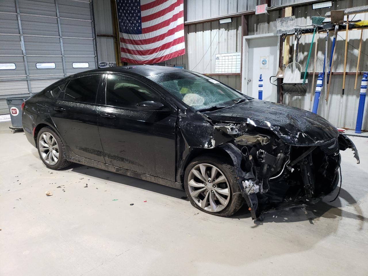 2016 Chrysler 200 S - Image 4