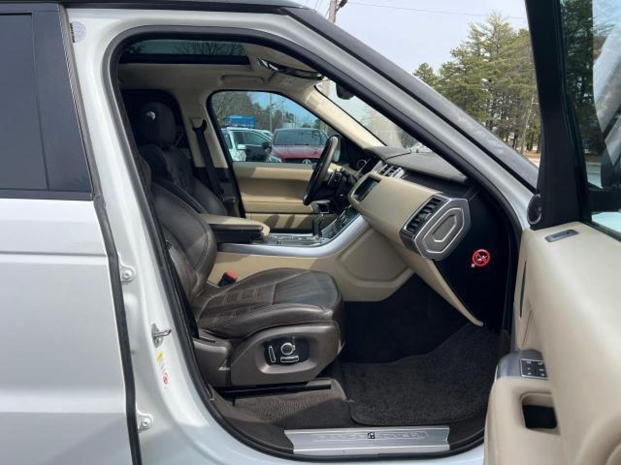 2017 Land Rover Range Rover Sport Autobiography - Image 5