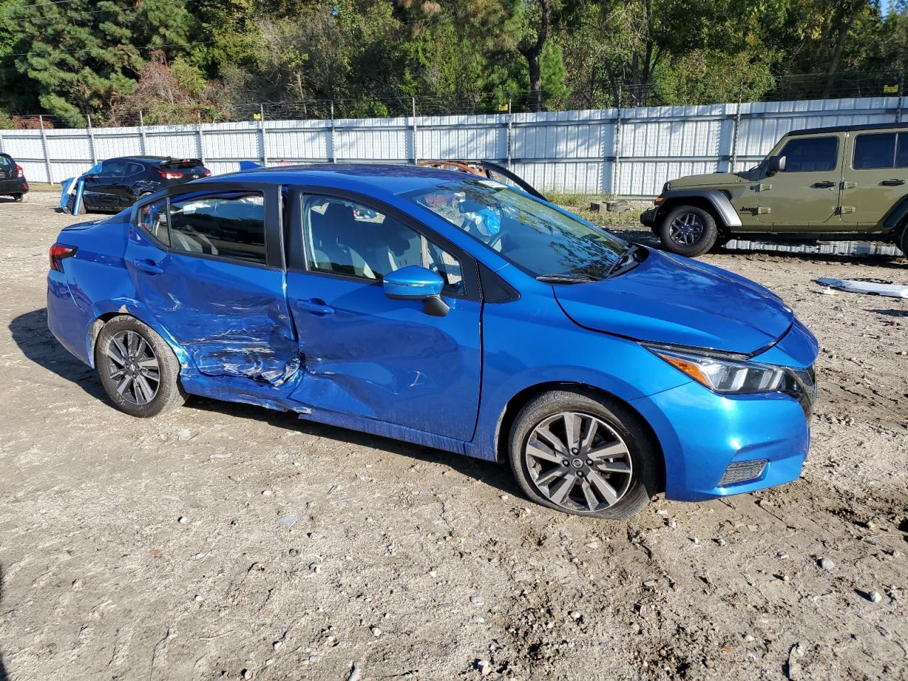 2021 Nissan Versa Sv - Фото 4