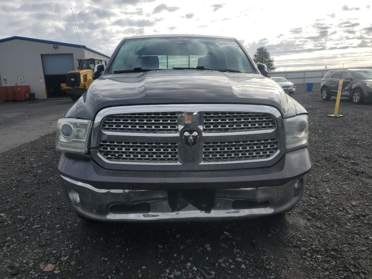 2015 Ram 1500 Laramie - Image 5