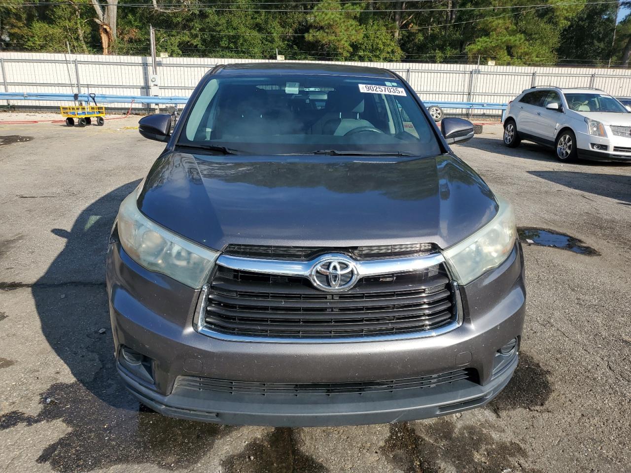 2015 Toyota Highlander Le - Image 5