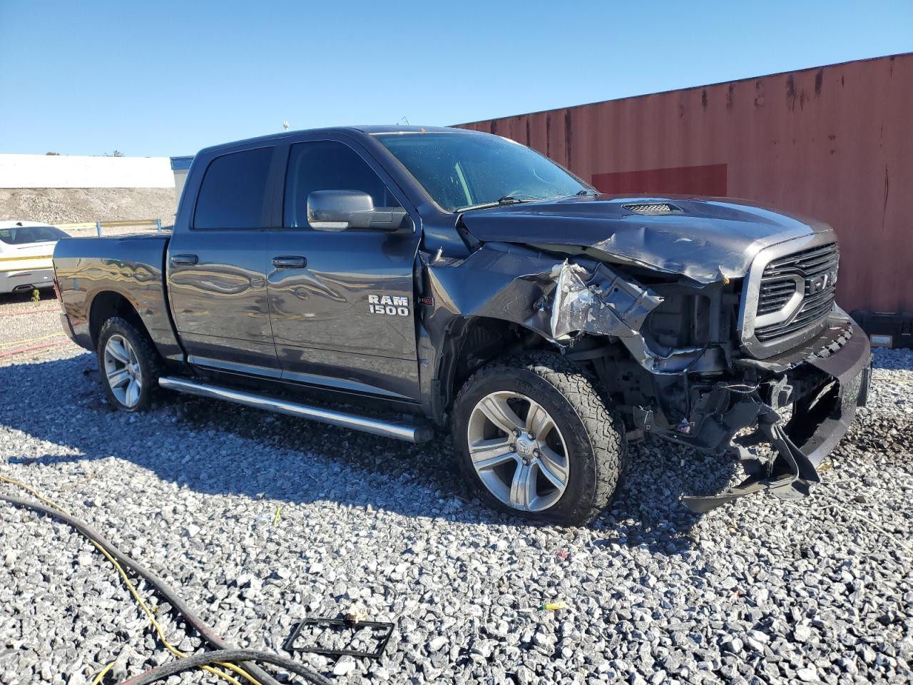 2018 Ram 1500 Sport - Фото 4