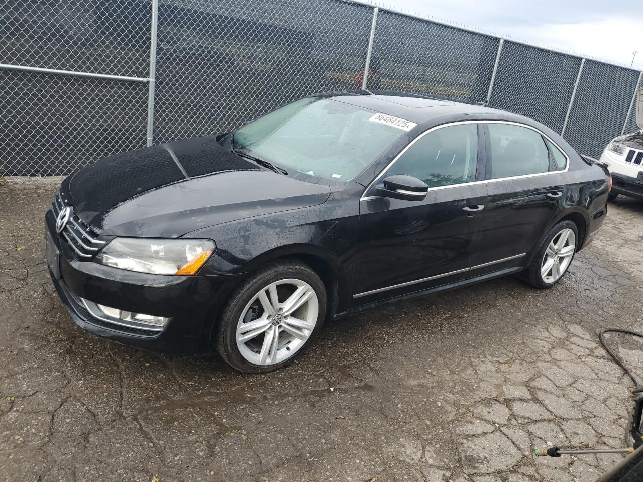 2013 Volkswagen Passat Sel