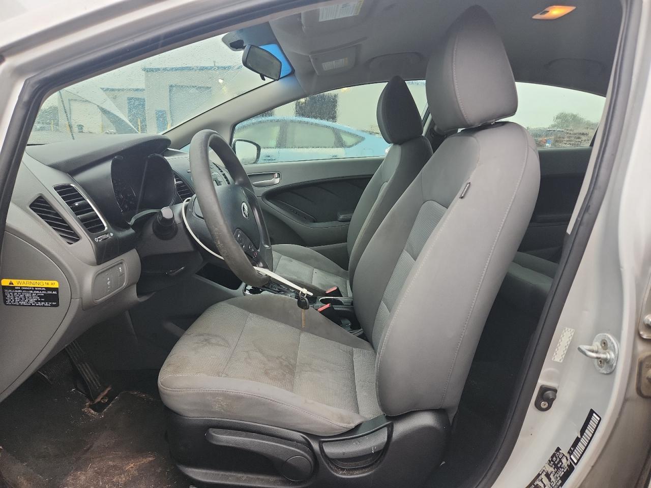 2017 Kia Forte Lx - Image 7