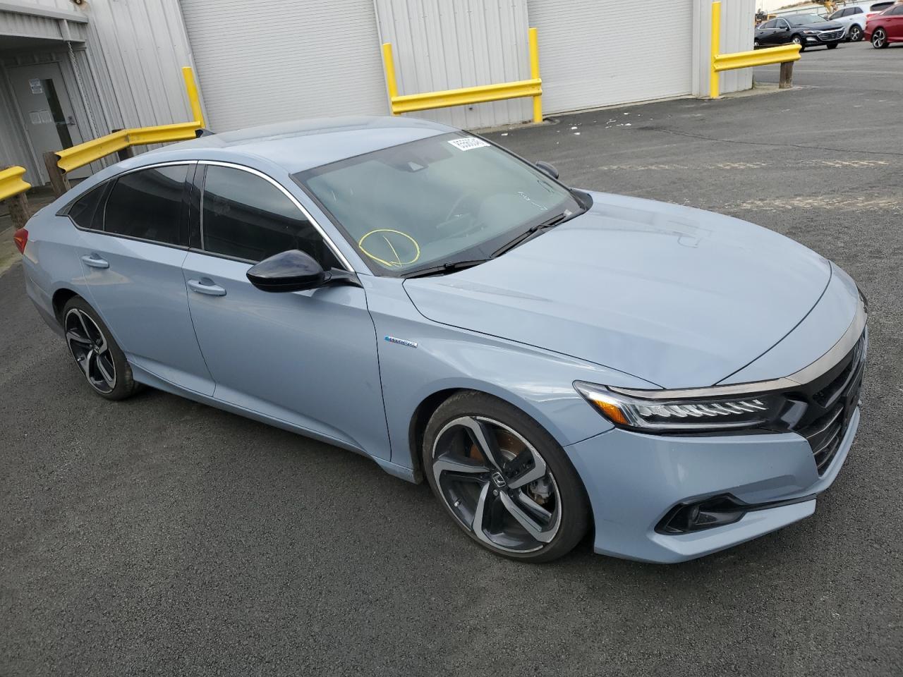 2022 Honda Accord Hybrid Sport - Image 4