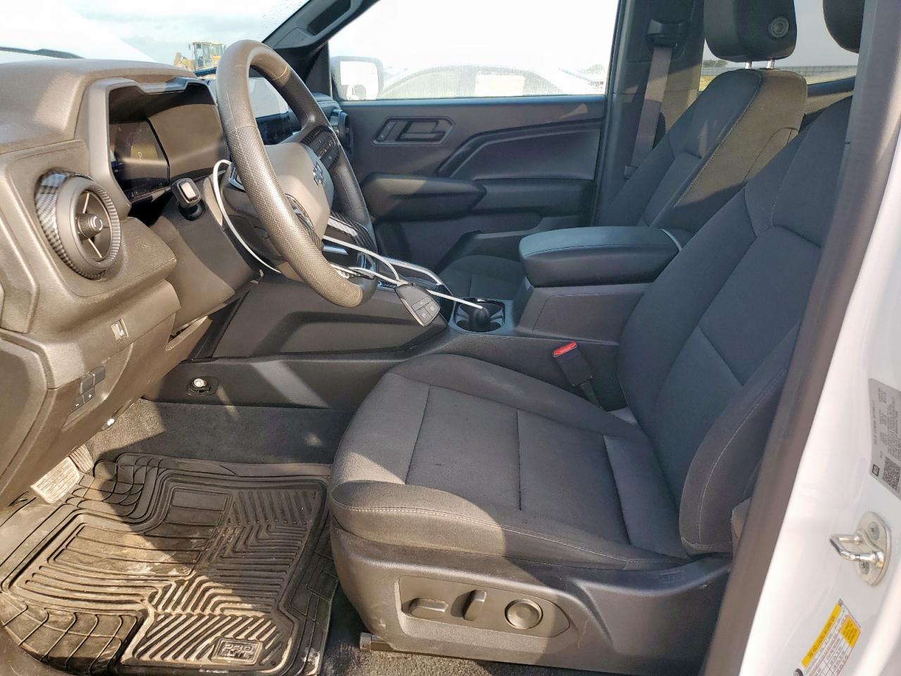 2024 Chevrolet Colorado Trail Boss - Фото 7