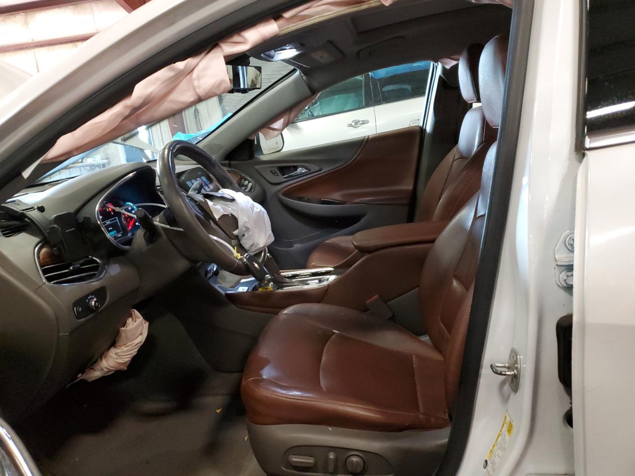 2017 Chevrolet Malibu Premier - Image 7