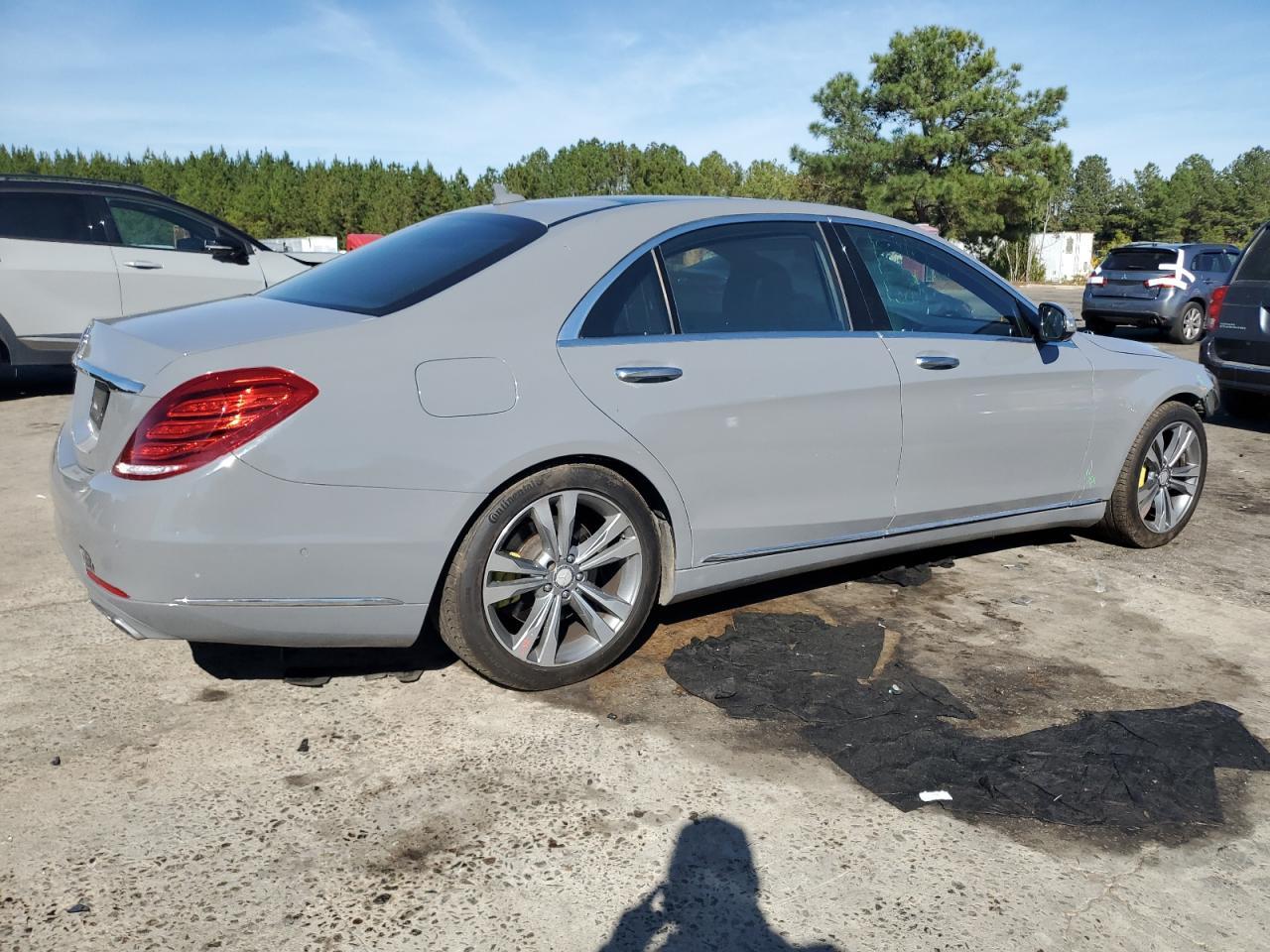 2015 Mercedes-Benz S 550 4Matic - Image 3
