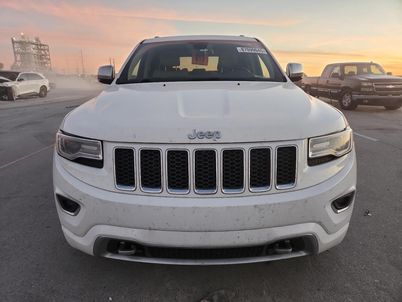 2016 Jeep Grand Cherokee Overland - Image 5