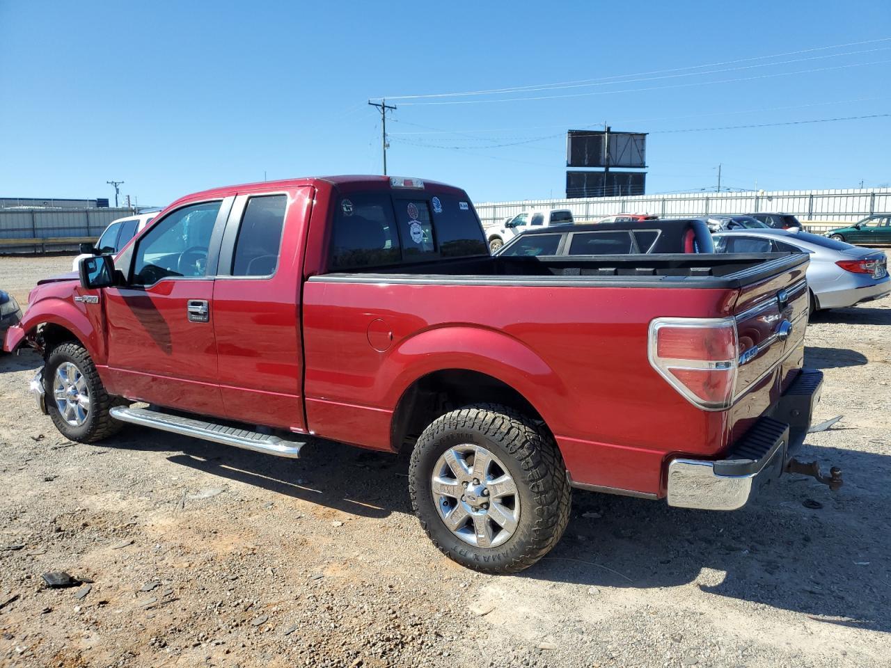 2013 Ford F150 Super Cab - Фото 2