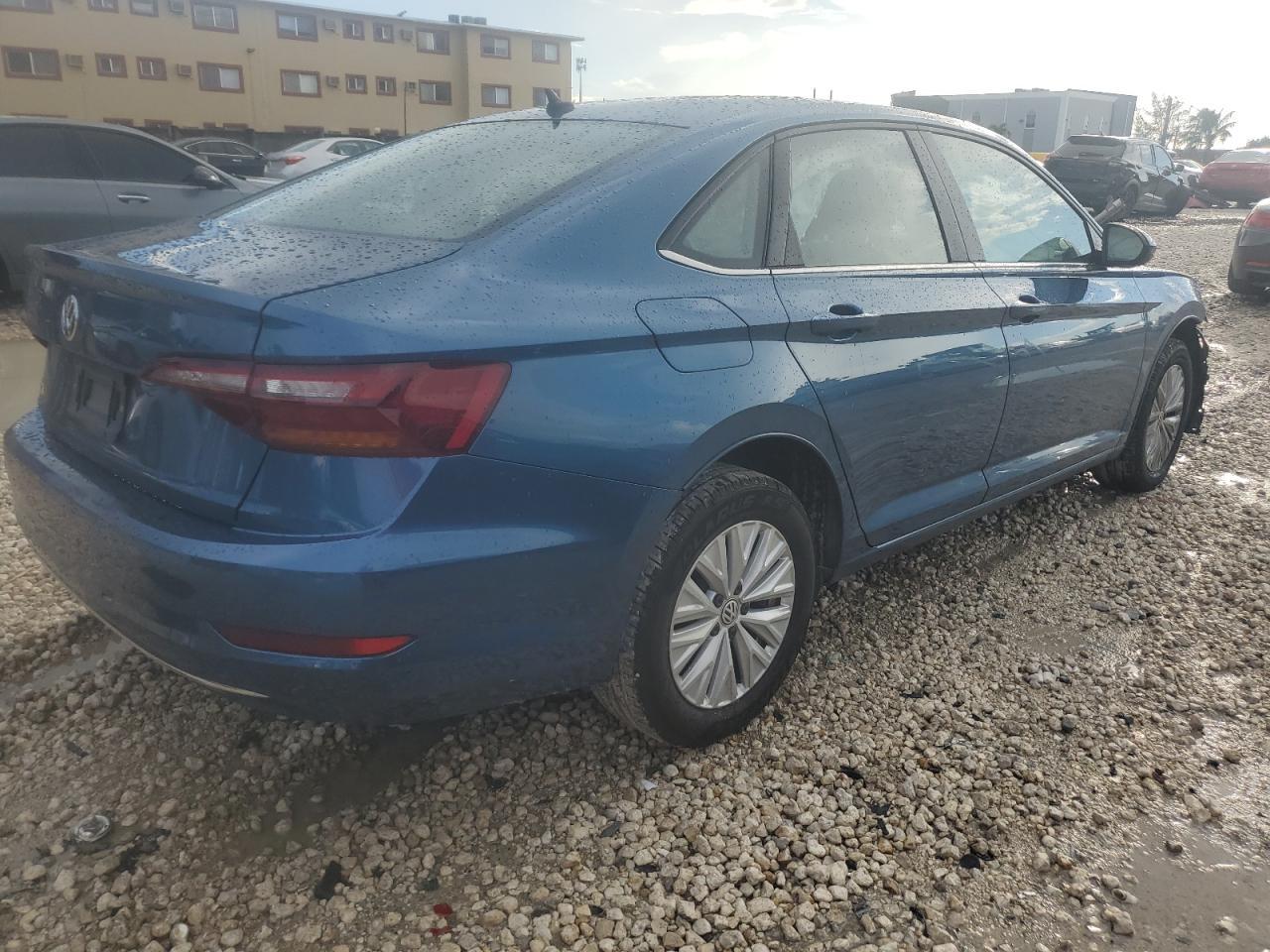 2019 Volkswagen Jetta S - Image 3