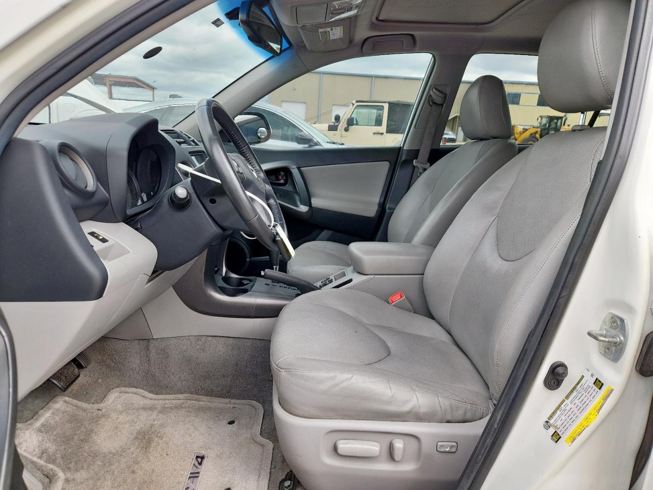 2012 Toyota Rav4 Limited - Фото 7