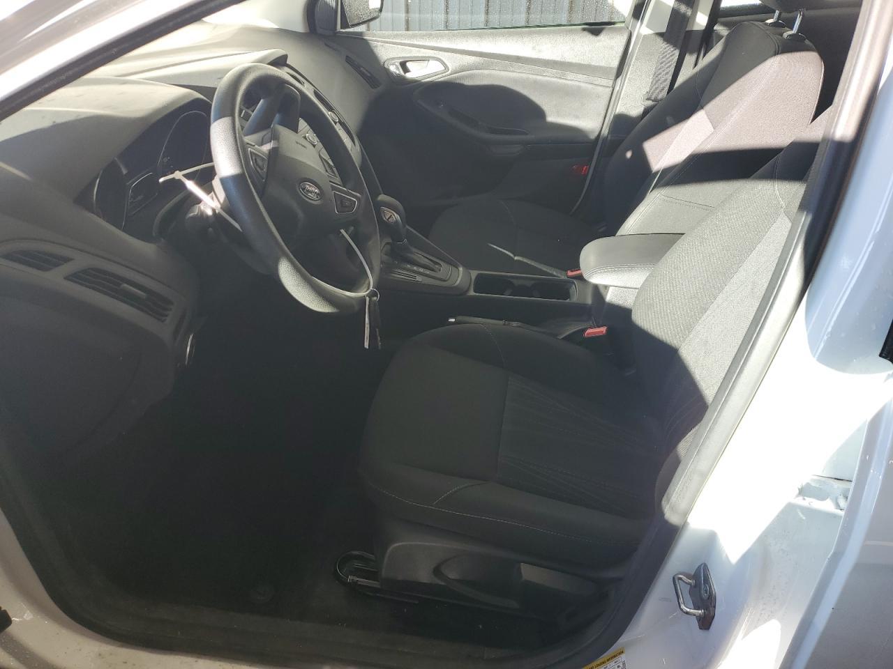 2017 Ford Focus Se - Image 7