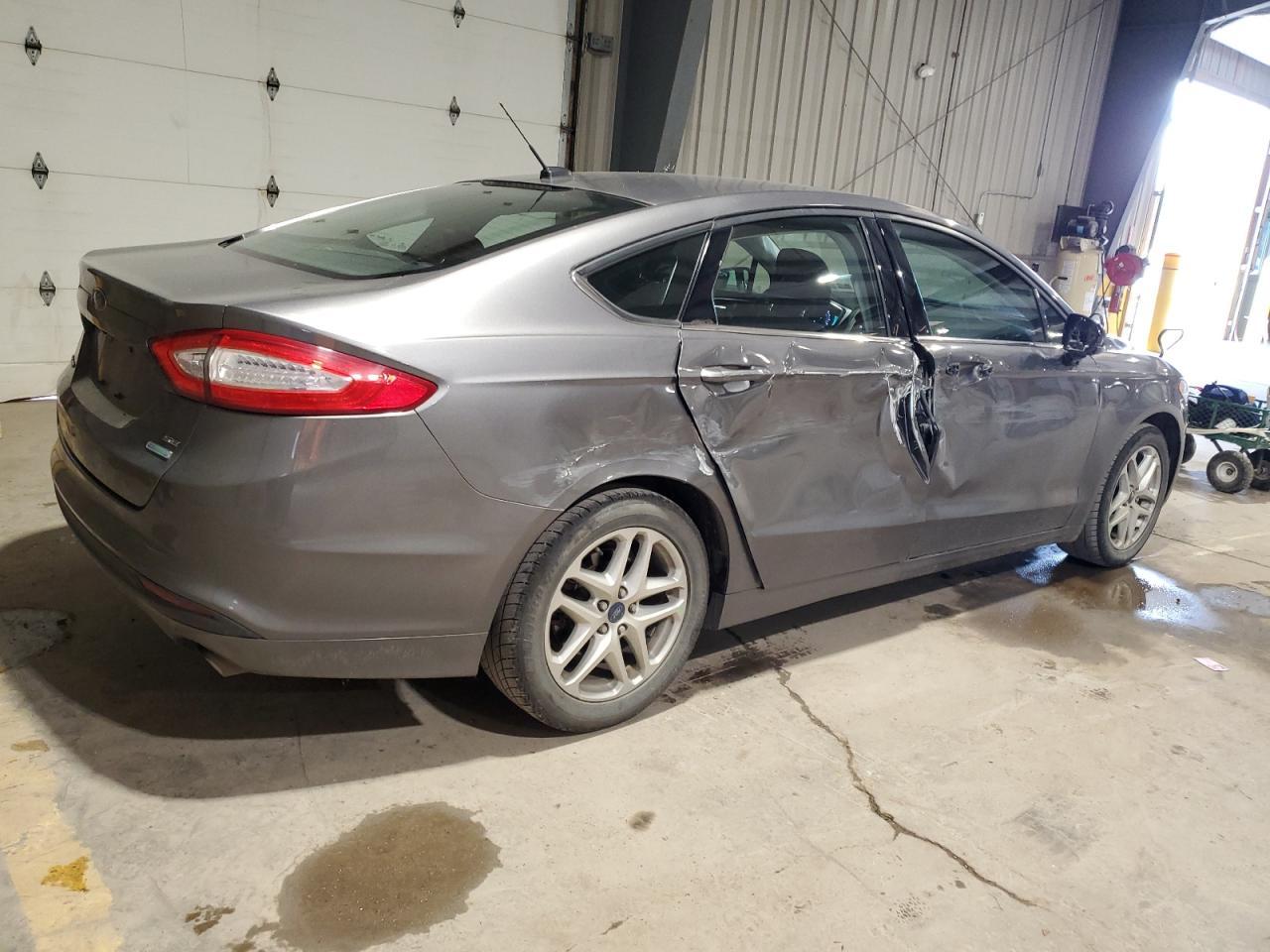 2014 Ford Fusion Se - Фото 3