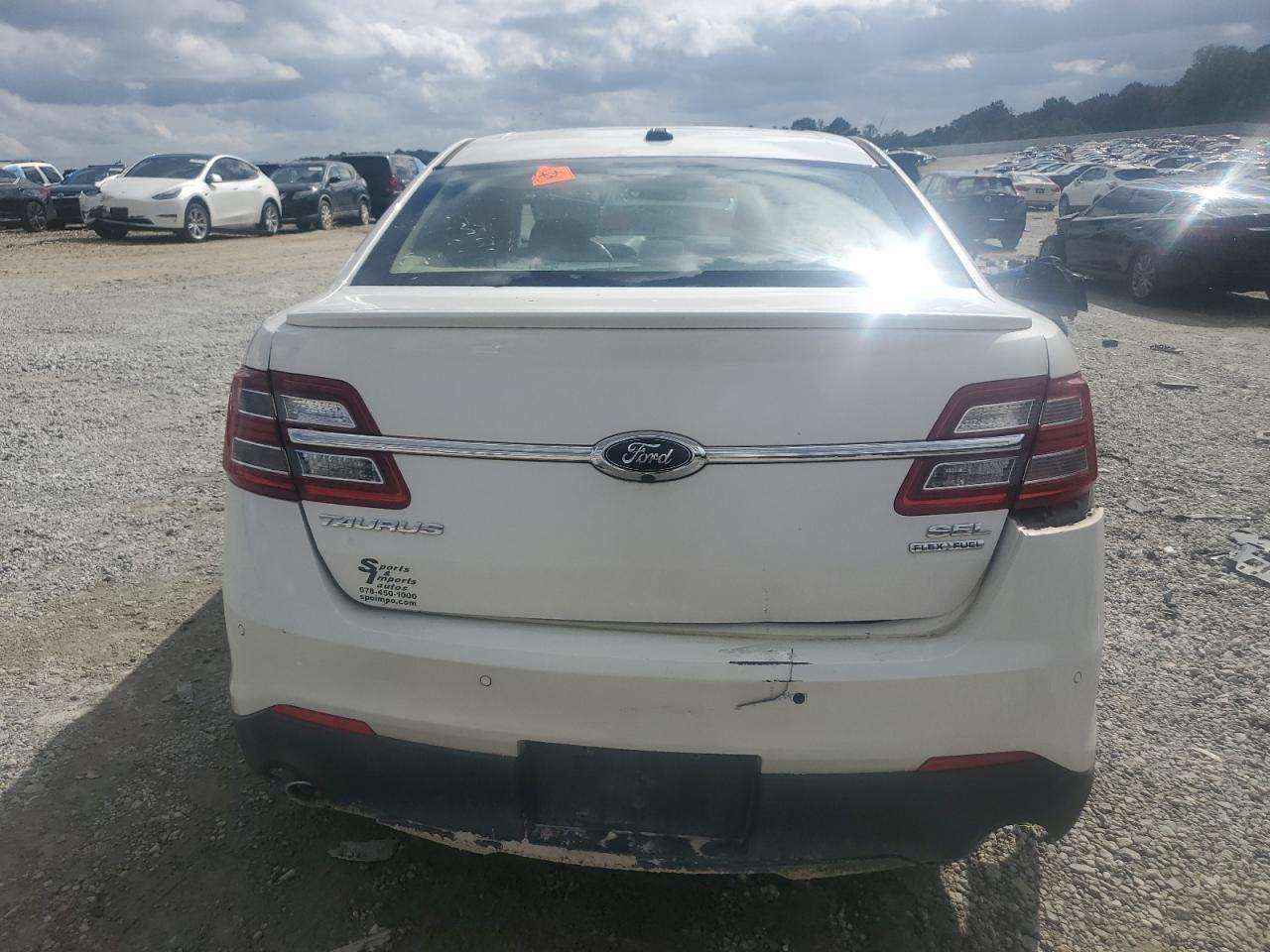 2014 Ford Taurus Sel - Image 6