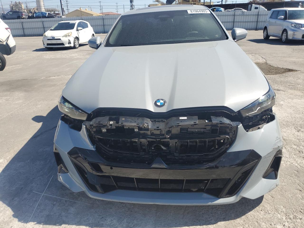 2026 BMW 530 I - Фото 5