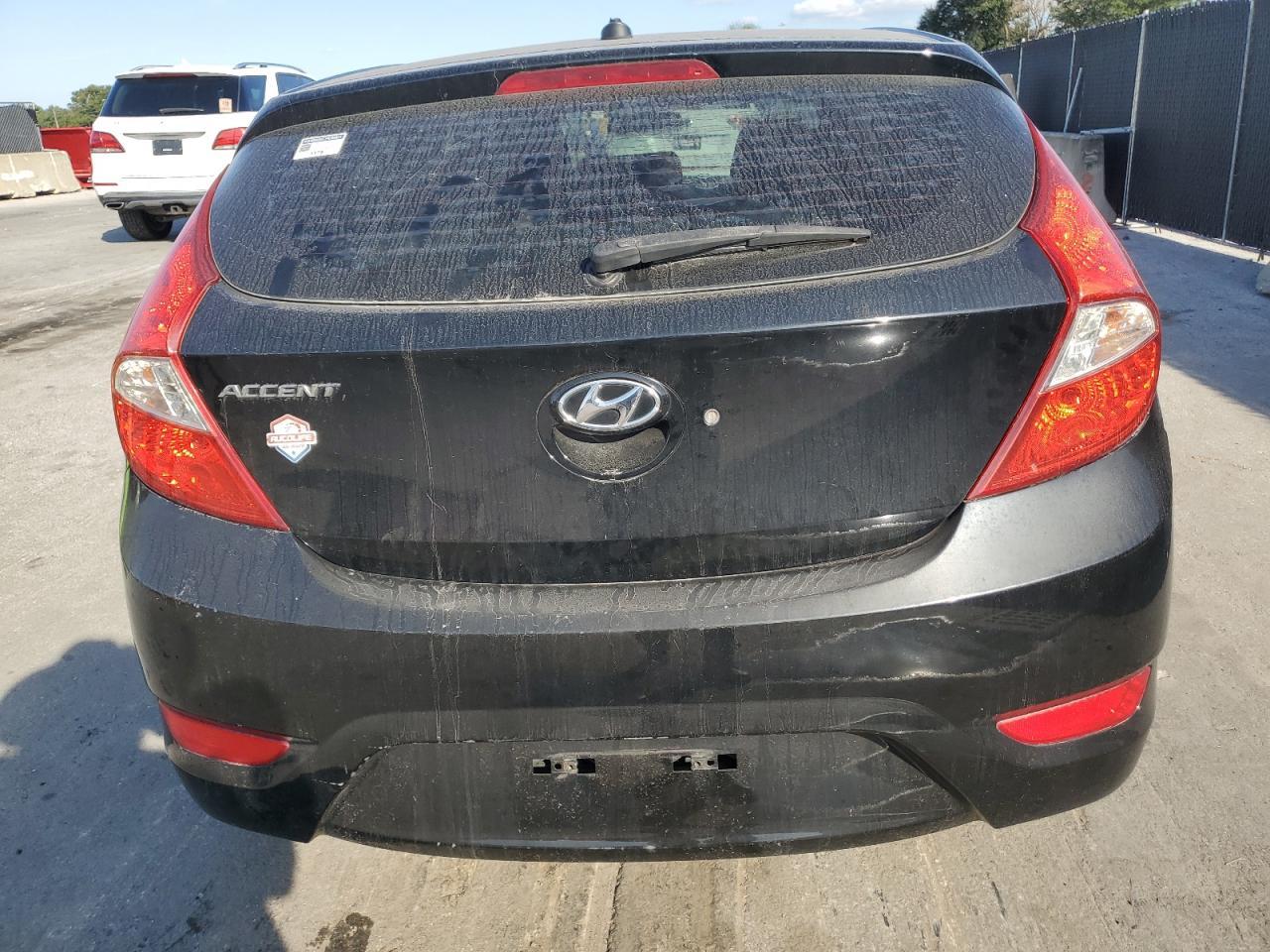 2016 Hyundai Accent Se - Фото 6