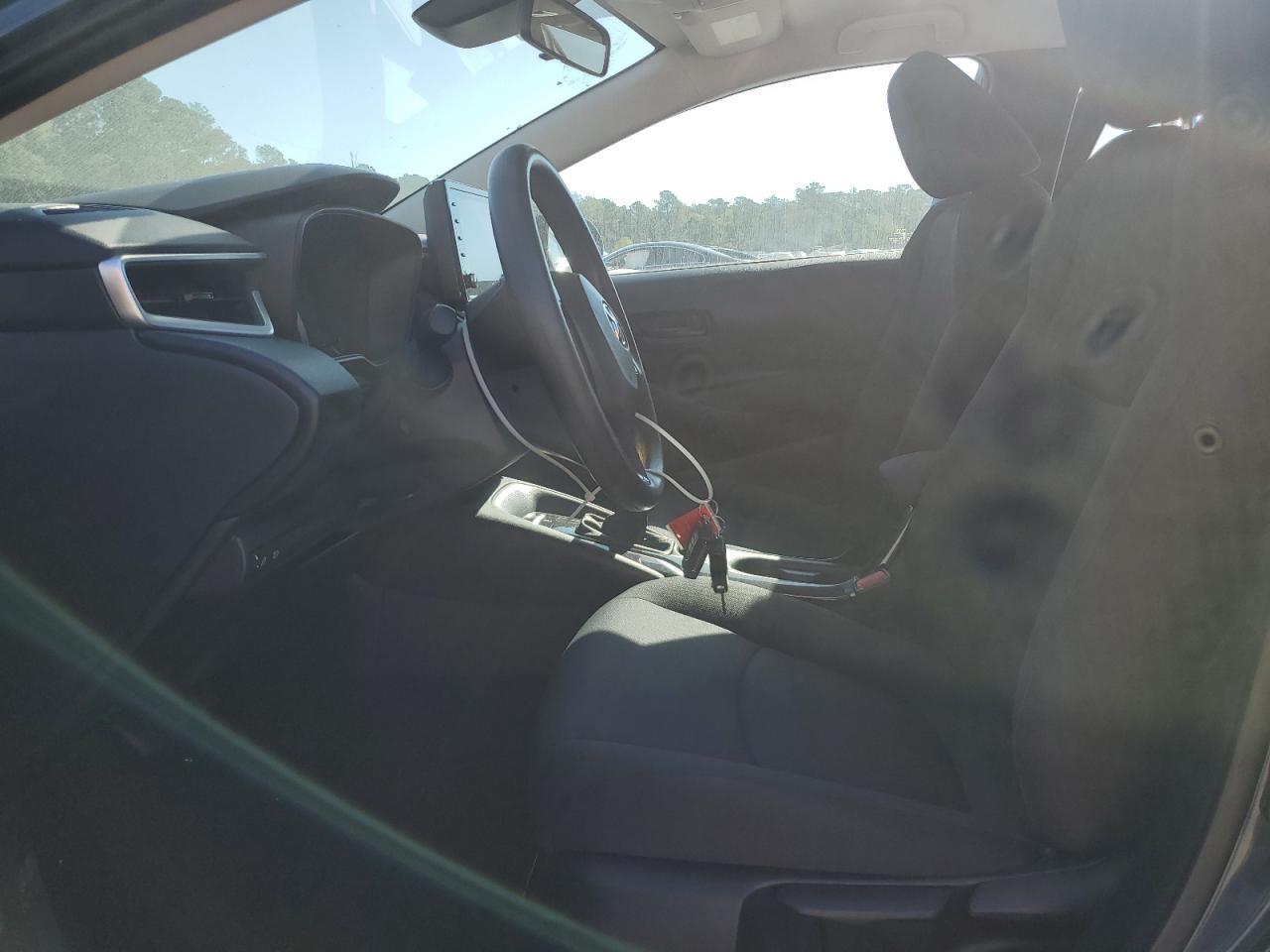 2022 Toyota Corolla Le - Image 7
