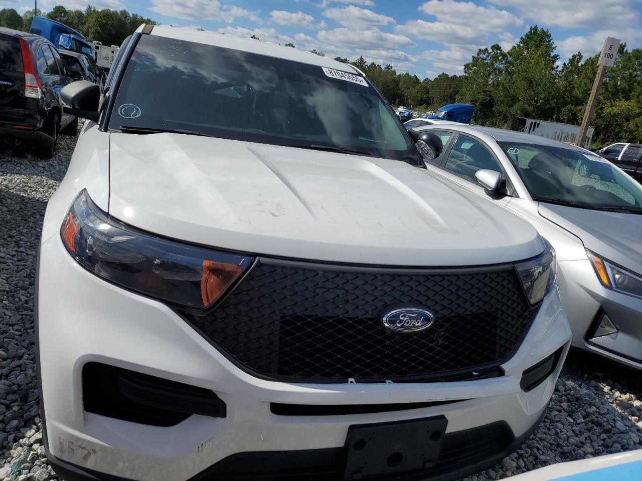 2023 Ford Explorer Police Interceptor - Image 5