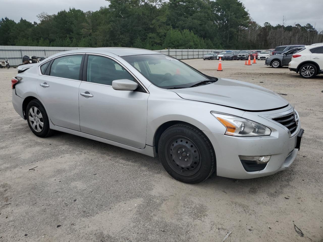 2015 Nissan Altima 2.5 - Фото 4