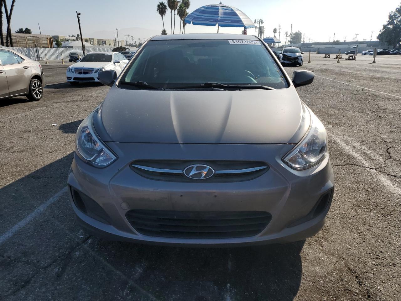 2017 Hyundai Accent Se - Фото 5