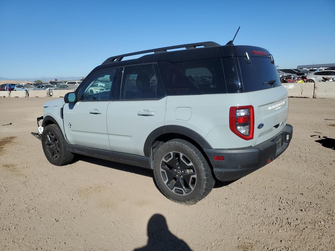 2022 Ford Bronco Sport Outer Banks - Фото 2