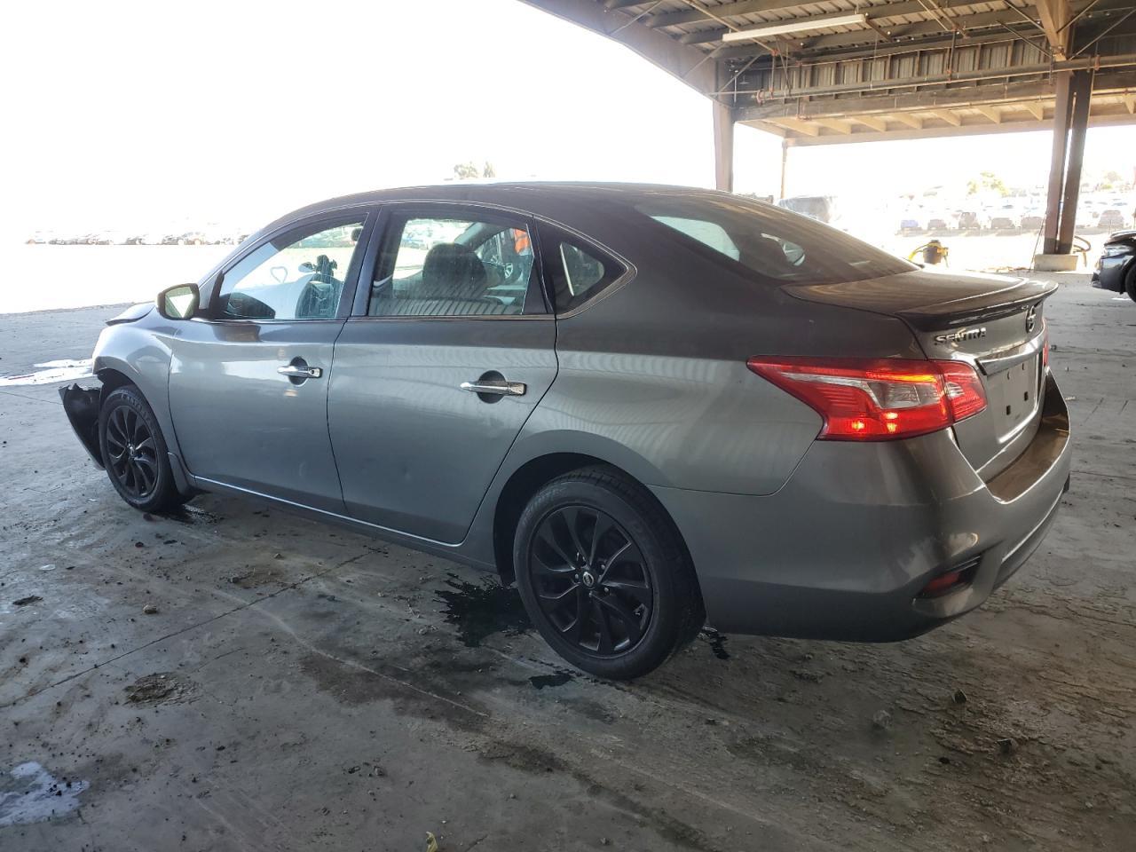 2018 Nissan Sentra S - Фото 2