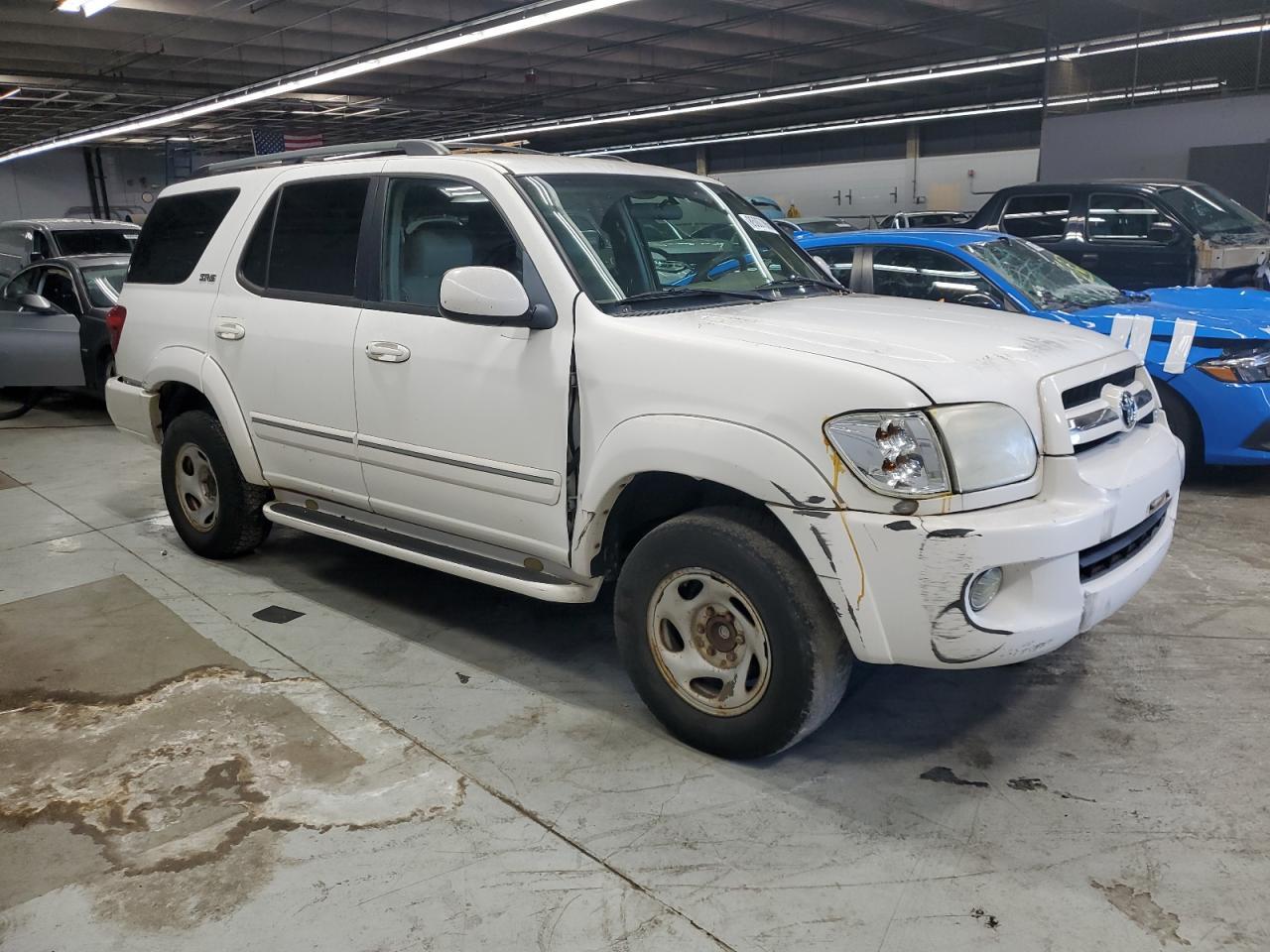 2005 Toyota Sequoia Sr5 - Image 4