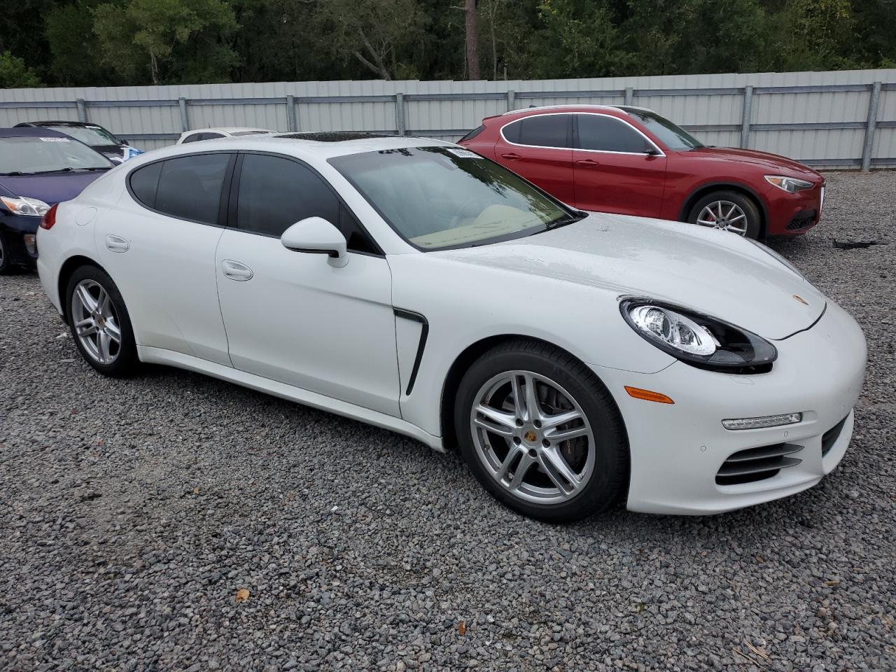 2015 Porsche Panamera 2 - Фото 4