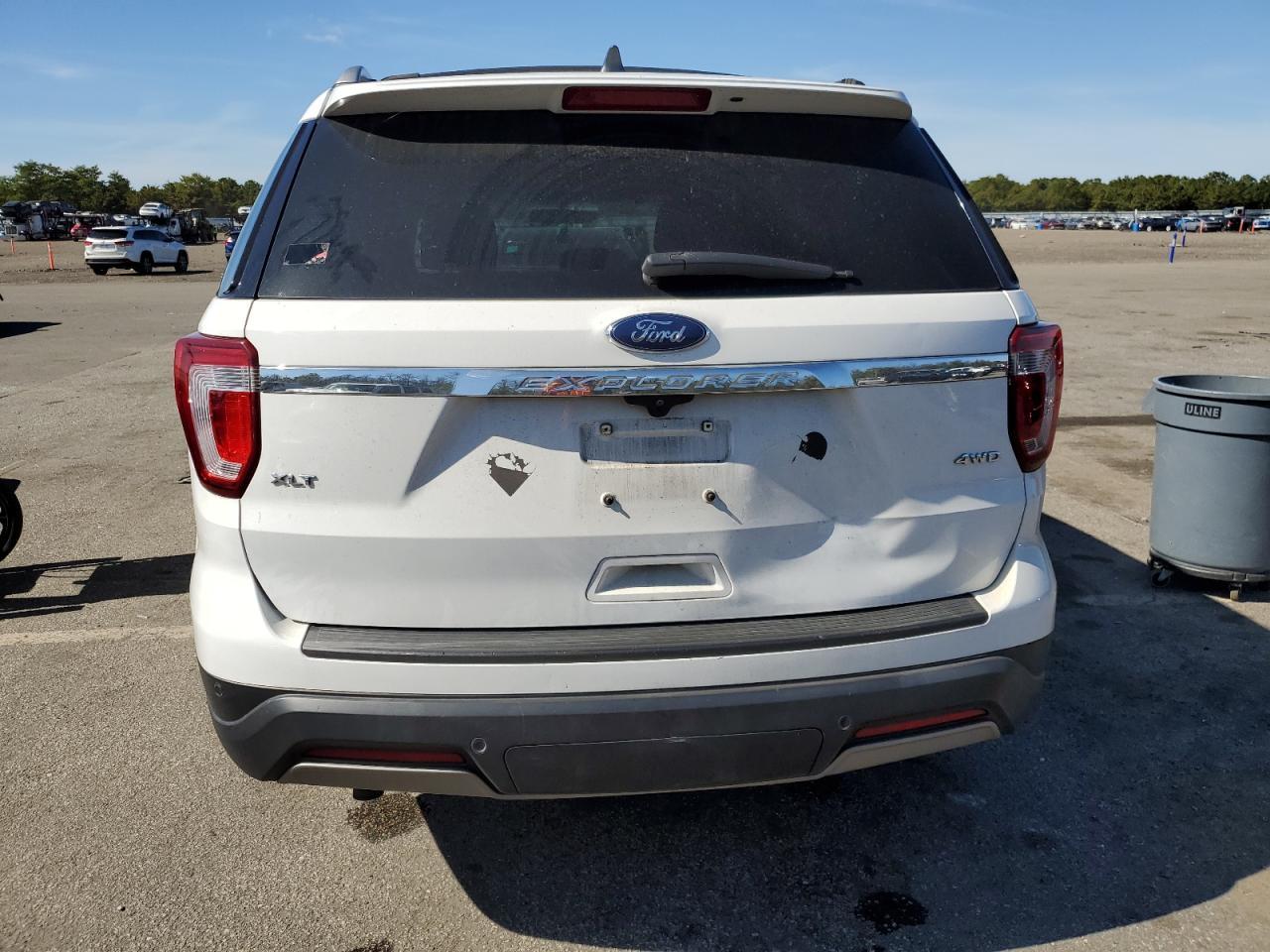 2019 Ford Explorer Xlt - Фото 6