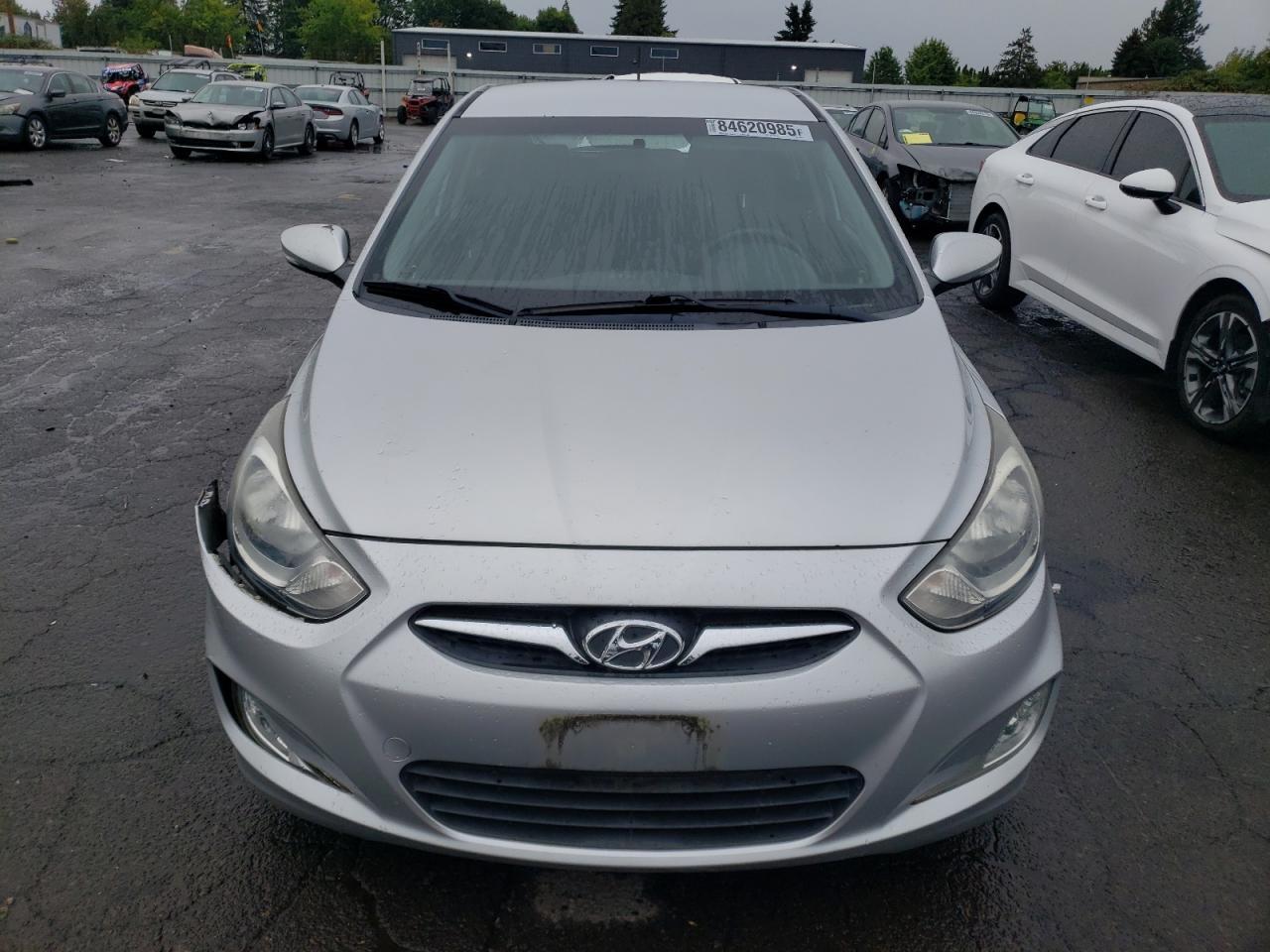2013 Hyundai Accent Gls - Фото 5