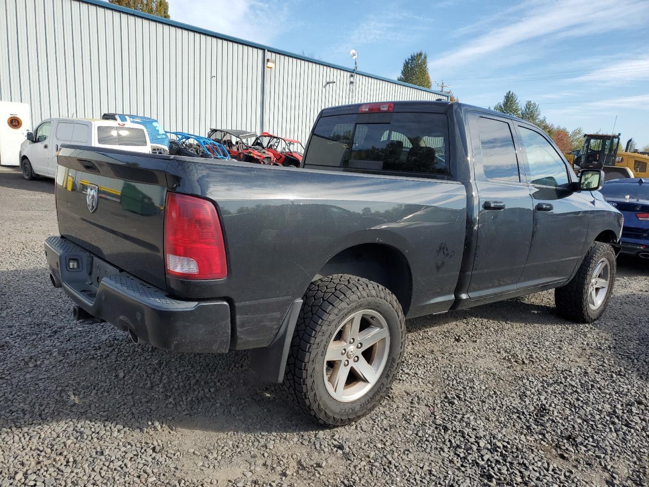 2010 Dodge Ram 1500 St - Фото 3