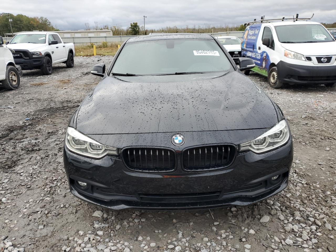 2016 BMW 320 I - Image 5