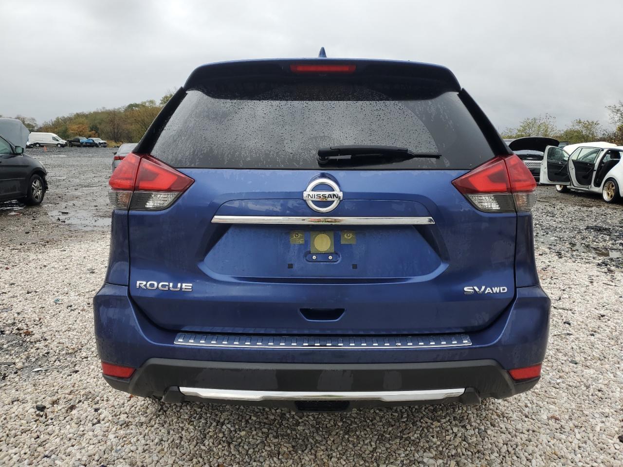 2017 Nissan Rogue S - Фото 6
