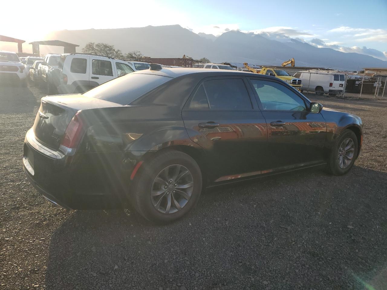 2019 Chrysler 300 S - Фото 3